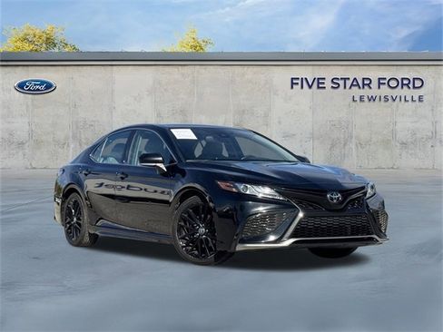 Used 2023 Toyota Camry XSE image 1