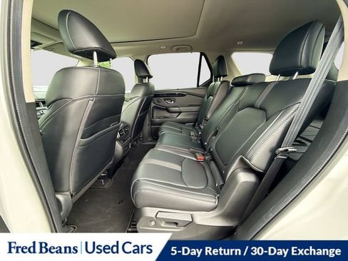 Used 2024 Honda Pilot Touring image 31