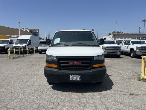 Used 2023 GMC Savana 2500 w/ Driver Convenience Package RWD image 5