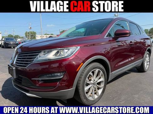 Used 2018 Lincoln MKC Select w/ Select Plus Package FWD image 1