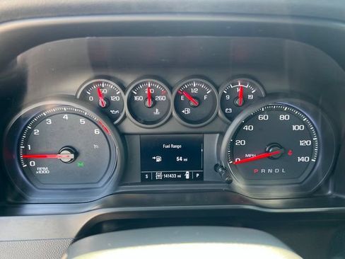 Used 2021 Chevrolet Silverado 1500 Custom Trail Boss AWD/4WD image 27