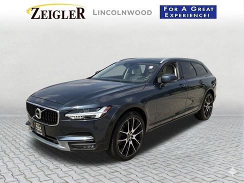 Used 2020 Volvo V90 T6 Cross Country w/ Protection Package AWD/4WD image 2