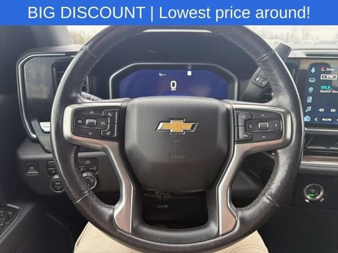 Used 2022 Chevrolet Silverado 1500 LT AWD/4WD image 38
