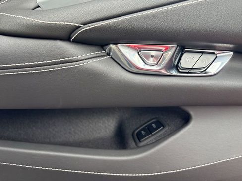 Used 2026 Chevrolet Corvette Stingray Convertible w/ 1LT image 11