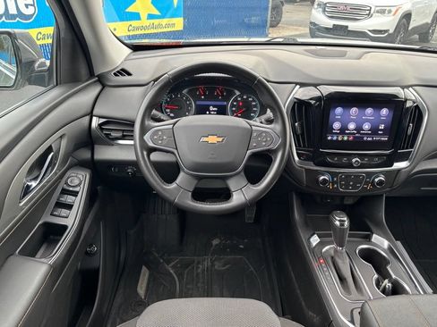 Used 2020 Chevrolet Traverse LT FWD image 21