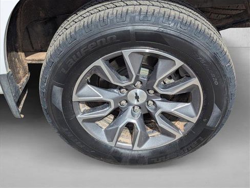 Used 2022 Chevrolet Silverado 1500 RST w/ Convenience Package II image 9