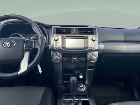 Used 2019 Toyota 4Runner SR5 Premium image 14