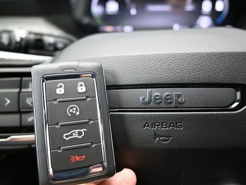 New 2026 Jeep Cherokee Limited AWD/4WD image 47