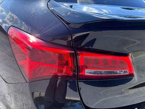 Used 2018 Acura TLX w/ Technology Package FWD image 28