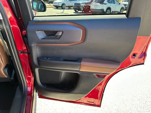 Used 2021 Ford Bronco Sport Outer Banks image 16