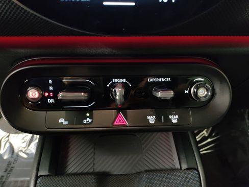 Used 2025 MINI Cooper Countryman S w/ Comfort Package Max image 20