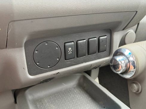 Used 2012 Nissan Frontier S w/ S Preferred Pkg RWD image 19