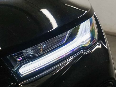 Used 2023 Chevrolet TrailBlazer RS w/ Convenience Package image 7