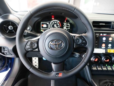 New 2025 Toyota GR86 Premium w/ GR Wheel Package (TMS image 21