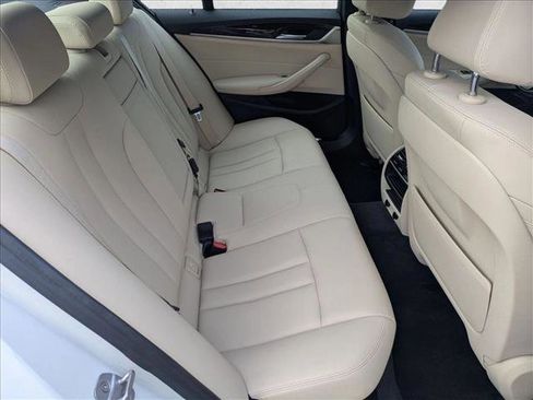 Used 2018 BMW 530i w/ Premium Package image 21