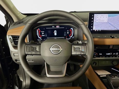 New 2026 Nissan Rogue Platinum AWD/4WD image 12