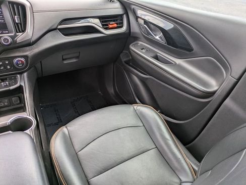 Used 2023 GMC Terrain AT4 image 20