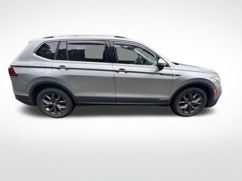 Used 2022 Volkswagen Tiguan SE AWD/4WD image 5