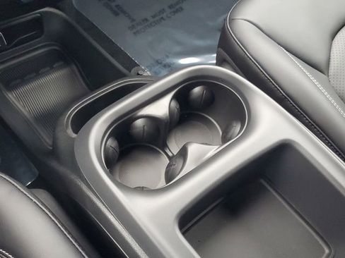 New 2026 Chrysler Pacifica Select image 27