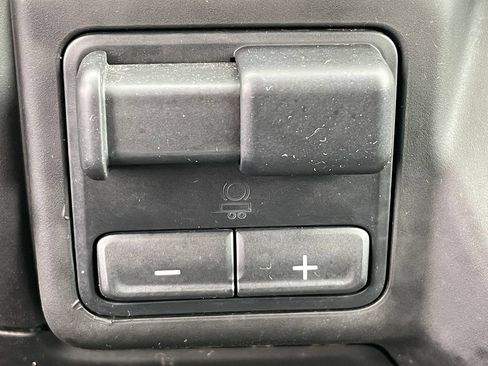 Used 2023 GMC Sierra 3500 Pro w/ Convenience Package AWD/4WD image 24