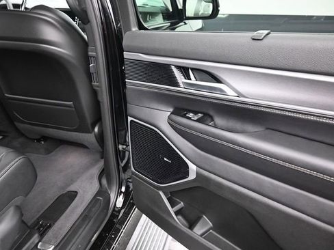 New 2026 Jeep Grand Wagoneer Limited AWD/4WD image 21