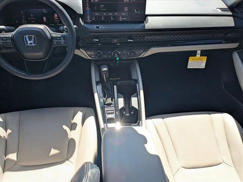 Used 2025 Honda Accord EX-L image 17