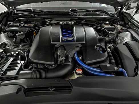 Used 2015 Lexus RC F w/ Premium Package RWD image 12