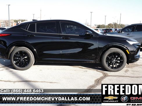 New 2026 Buick Envista Sport Touring image 8