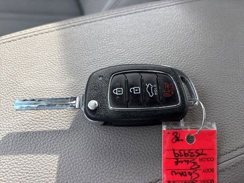 Used 2019 Hyundai Sonata SE image 45