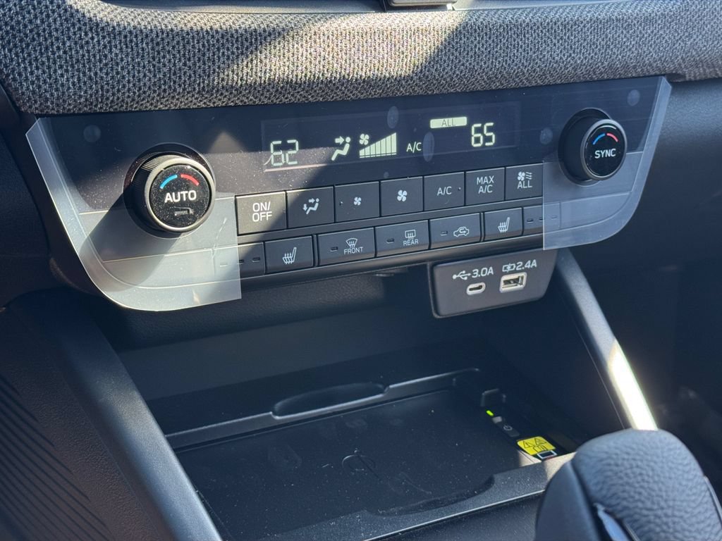 New 2026 Subaru Outback Limited AWD/4WD image 13