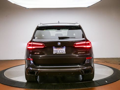 Used 2022 BMW X5 sDrive40i w/ M Sport Package RWD image 6