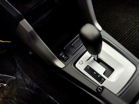 Used 2015 Subaru Forester 2.5i Premium w/ All-Weather Package image 16