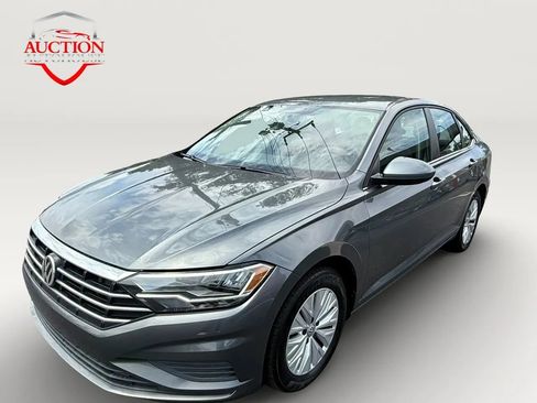 Used 2019 Volkswagen Jetta S w/ Driver Assistance Package FWD image 1