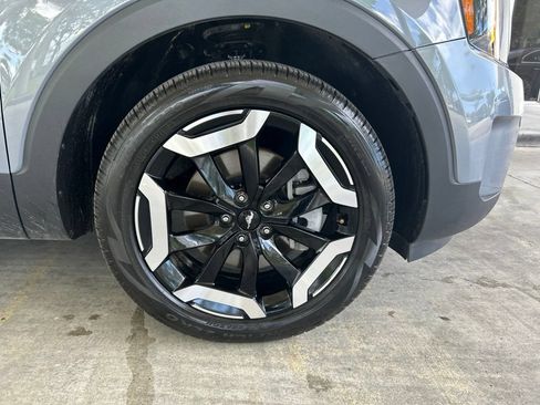 Used 2025 Kia Telluride S AWD/4WD image 21