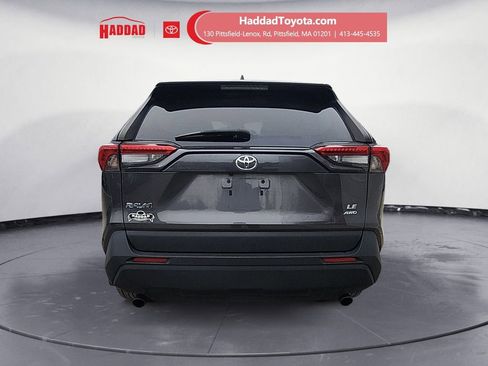 Certified 2022 Toyota RAV4 LE image 4