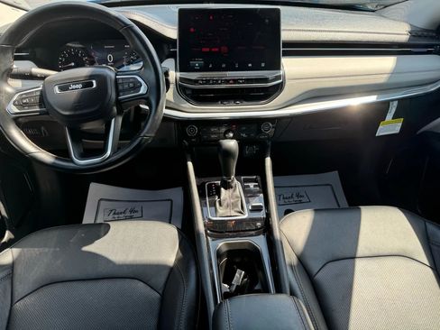 Used 2022 Jeep Compass Limited image 6