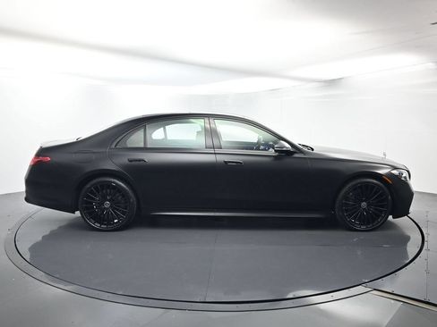 Used 2022 Mercedes-Benz S 500 4MATIC image 16