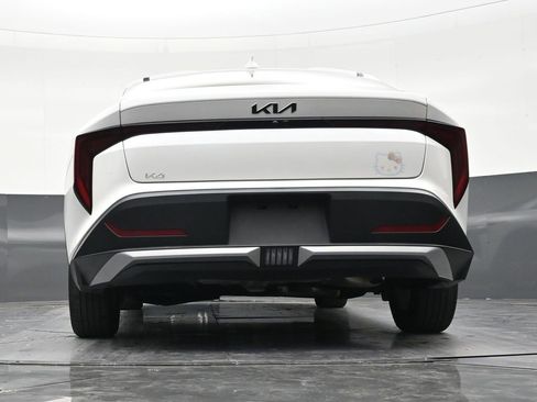 Used 2025 Kia K4 FWD image 23