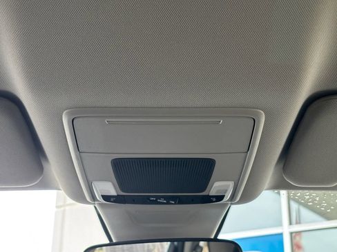 Used 2025 Honda CR-V LX image 19