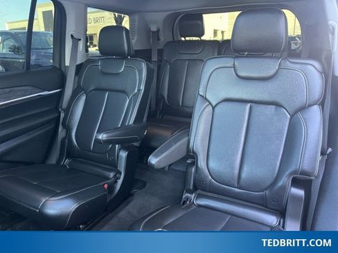 Used 2022 Jeep Grand Cherokee L Limited image 13