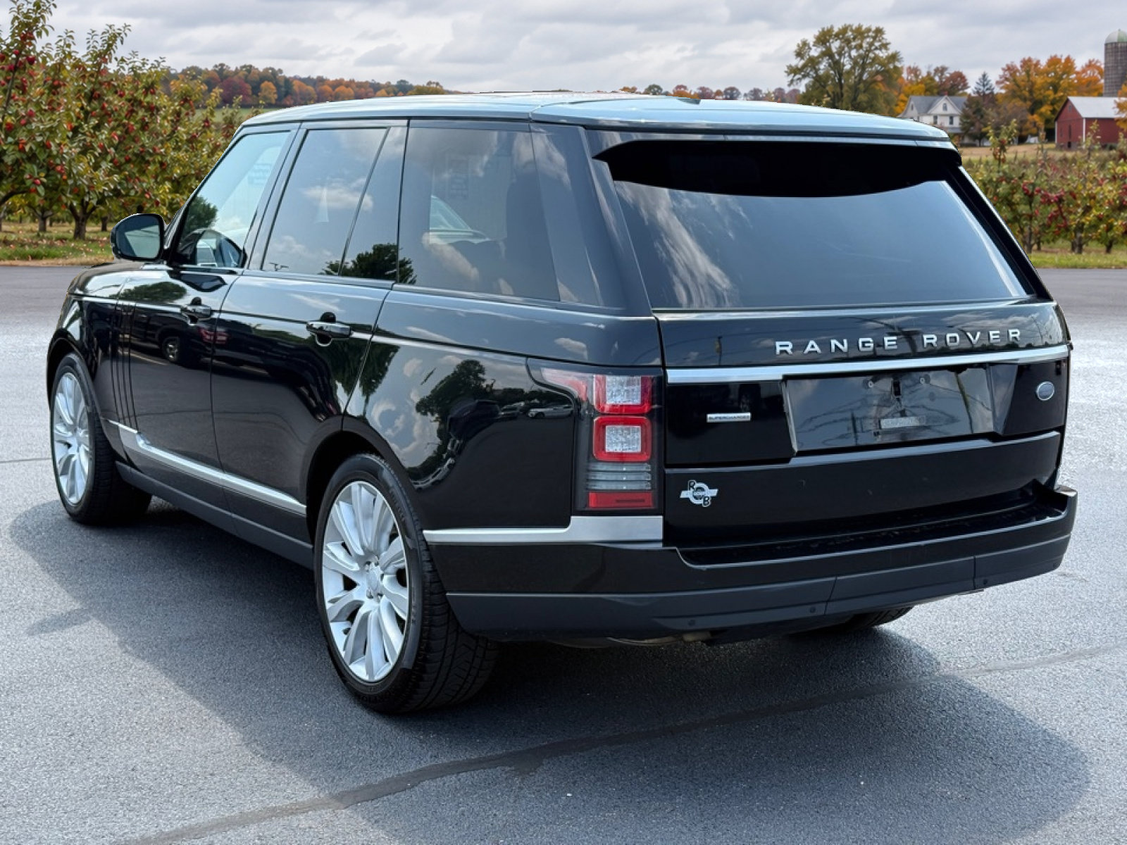 Used 2017 Land Rover Range Rover Supercharged AWD/4WD image 6