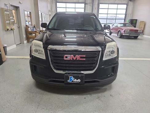 Used 2017 GMC Terrain SLE image 3
