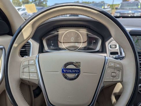 Used 2016 Volvo XC60 T6 Platinum w/ Climate Package FWD image 29
