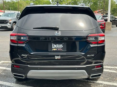 Used 2023 Honda Pilot Elite image 5