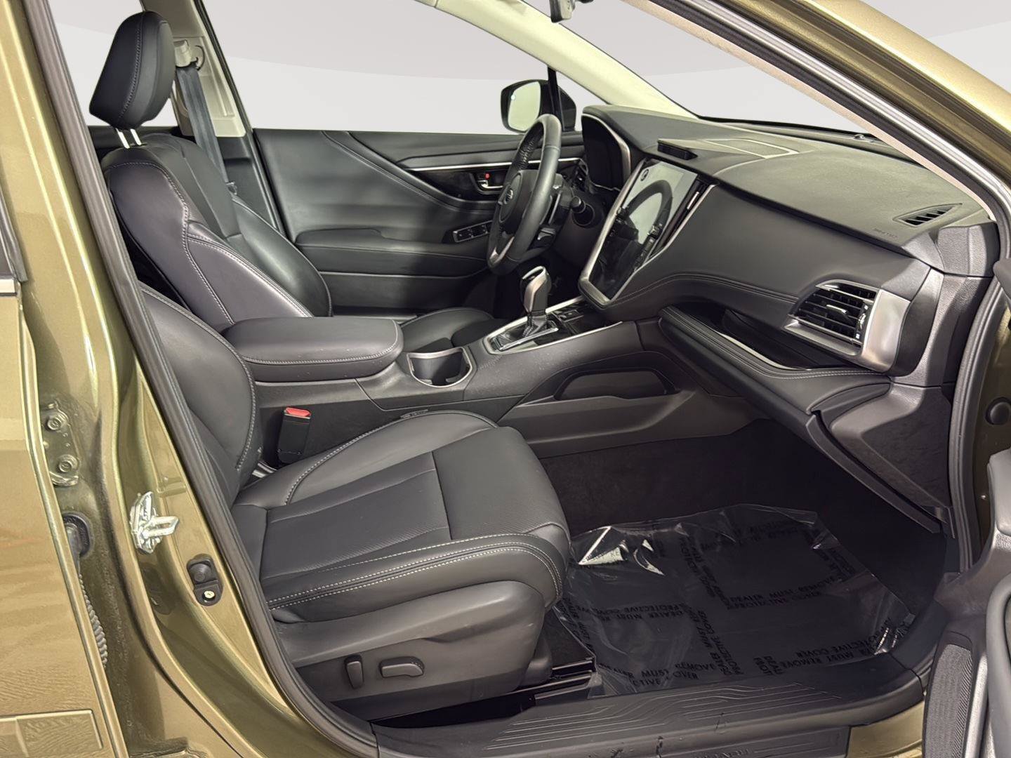 Certified 2025 Subaru Outback Limited AWD/4WD image 28