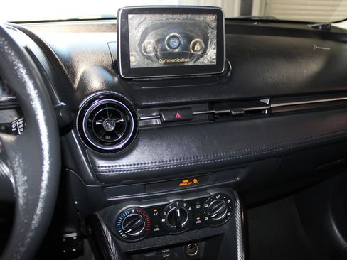 Used 2016 Scion iA FWD image 16