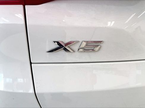 Used 2023 BMW X5 sDrive40i w/ Premium Package RWD image 29