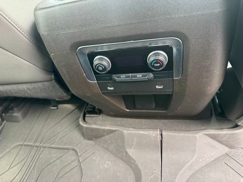 Certified 2022 Chevrolet Tahoe LT RWD image 18
