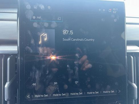 Used 2024 GMC Acadia AT4 w/ Luxury Package image 15