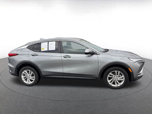 Used 2025 Buick Envista Preferred image 15